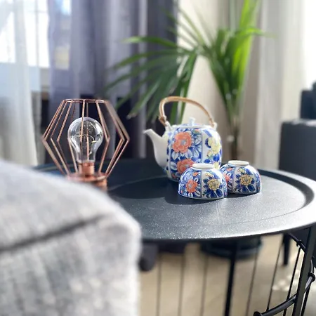 Modernes In Zentrumsnaehe Mit Eigenem Stellplatz Daire *