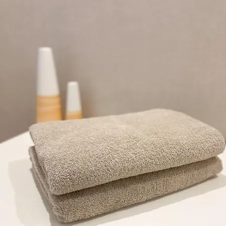 Modernes In Zentrumsnaehe Mit Eigenem Stellplatz アパート