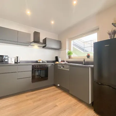 Apartamento Modernes In Zentrumsnaehe Mit Eigenem Stellplatz *