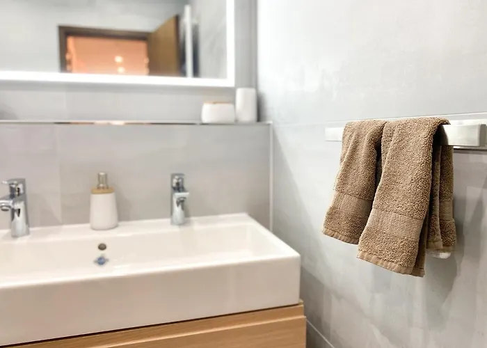 아파트 Modernes In Zentrumsnaehe Mit Eigenem Stellplatz *