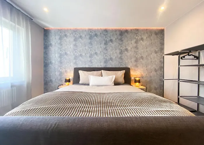 Modernes In Zentrumsnaehe Mit Eigenem Stellplatz 아파트 *