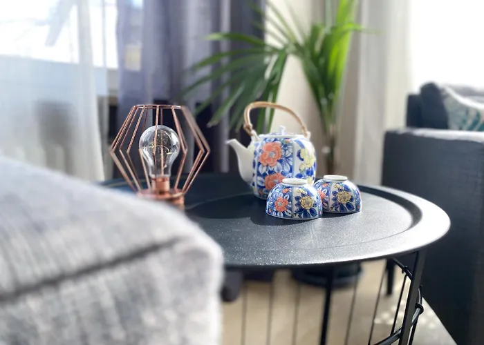 Modernes In Zentrumsnaehe Mit Eigenem Stellplatz 아파트 *