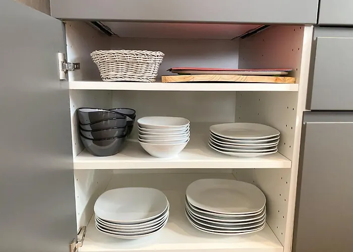 Modernes In Zentrumsnaehe Mit Eigenem Stellplatz 바덴바덴